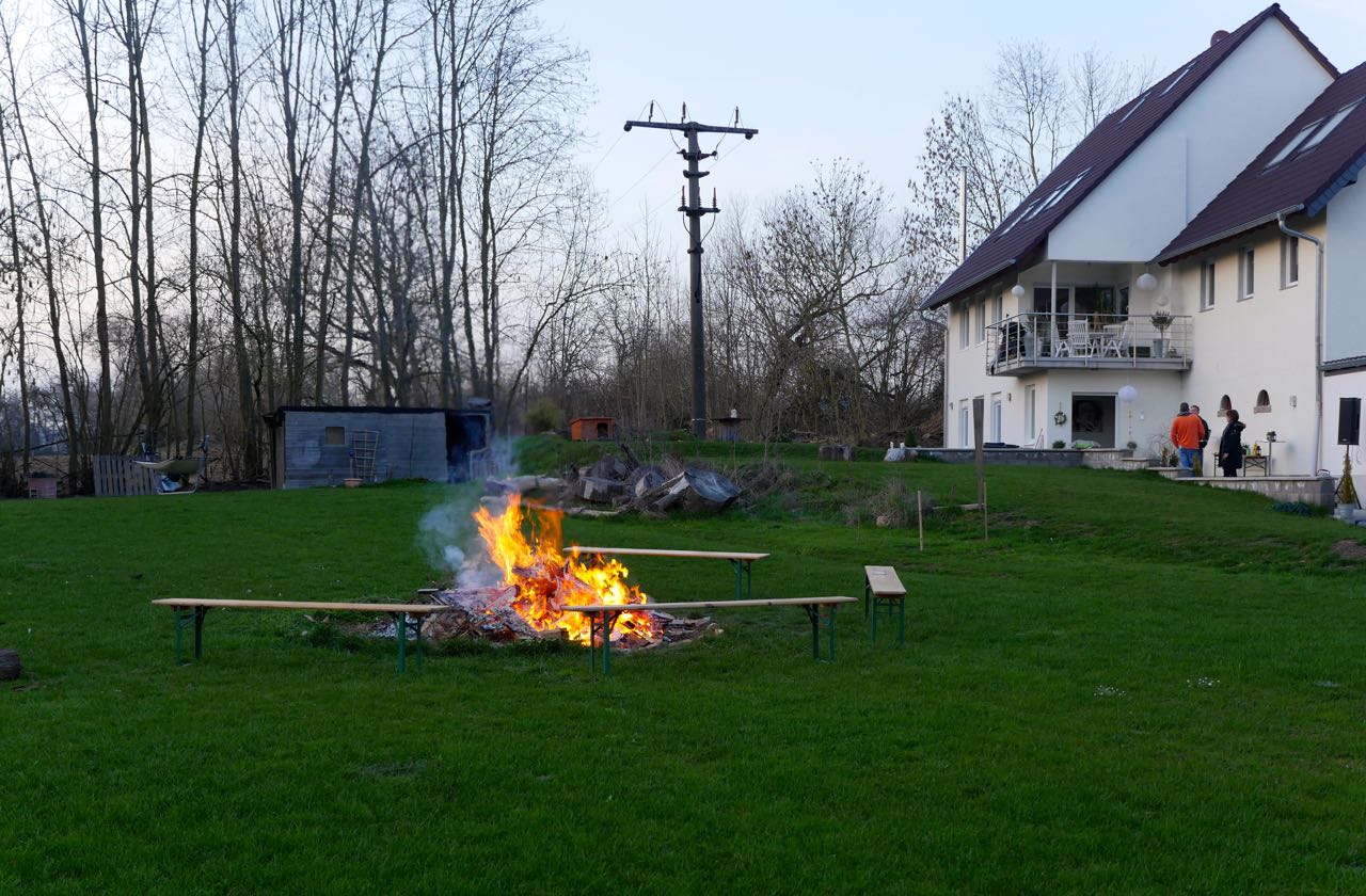 000_Osterfeuer.jpg