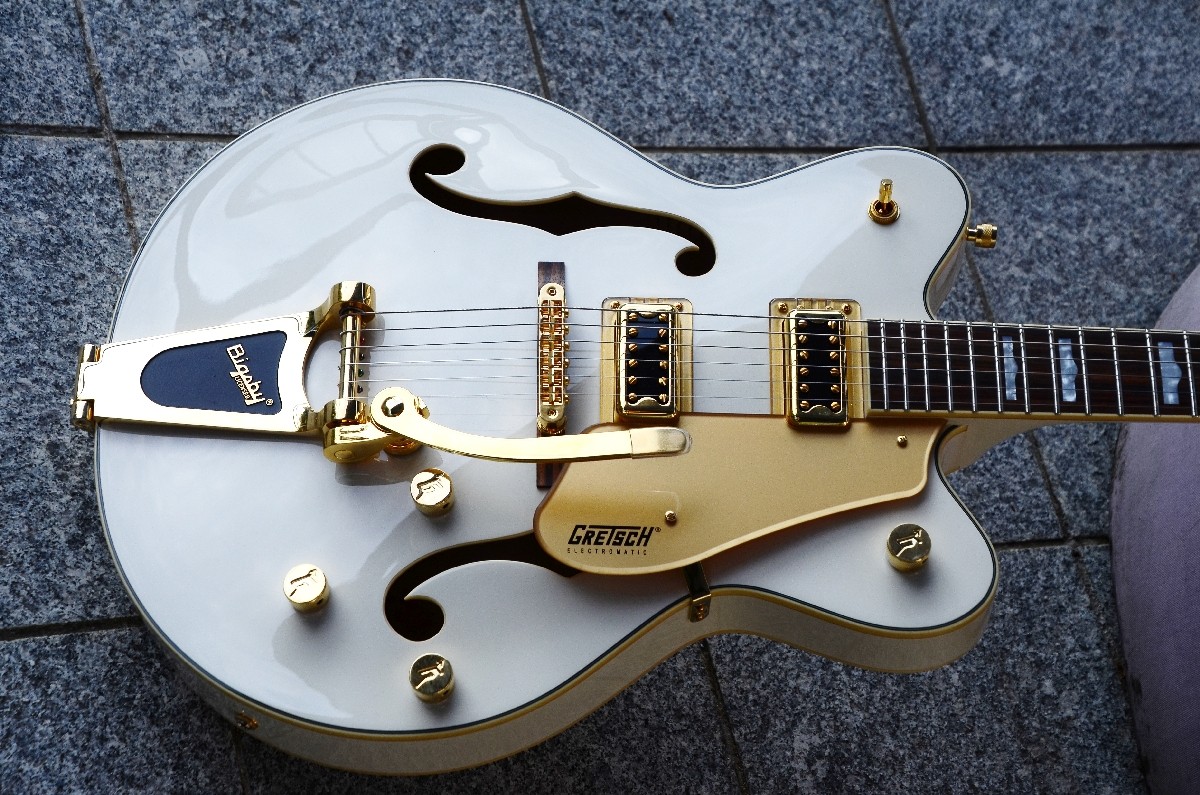 16 Gretsch G 5422TG white-gold 17.jpg