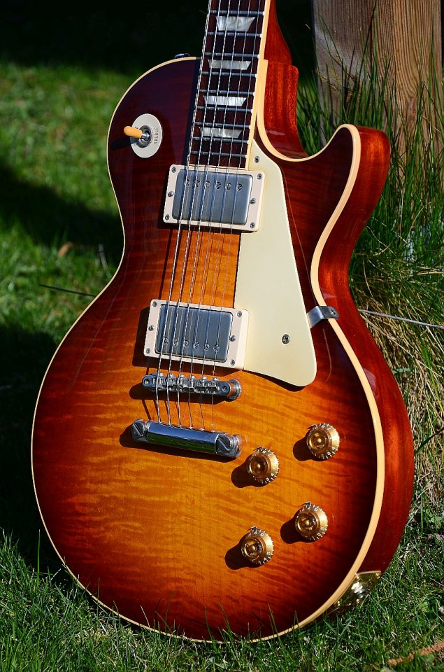 18 Gibson Les Paul Custom Shop R9 Anniversary 2009 99113 rust burst 67.jpg