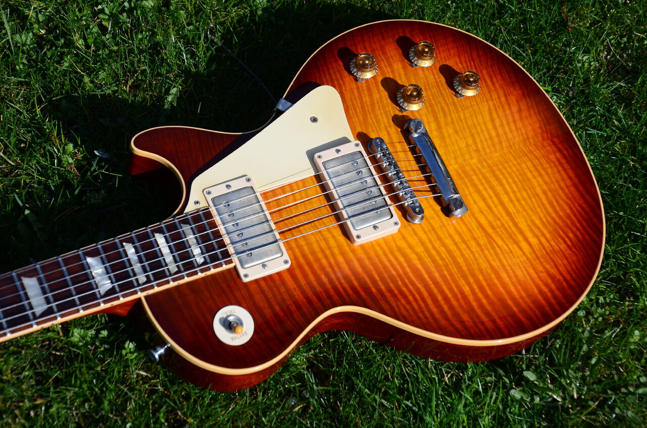 18 Gibson Les Paul Custom Shop R9 Anniversary 2009 99113 rust burst 68.JPG