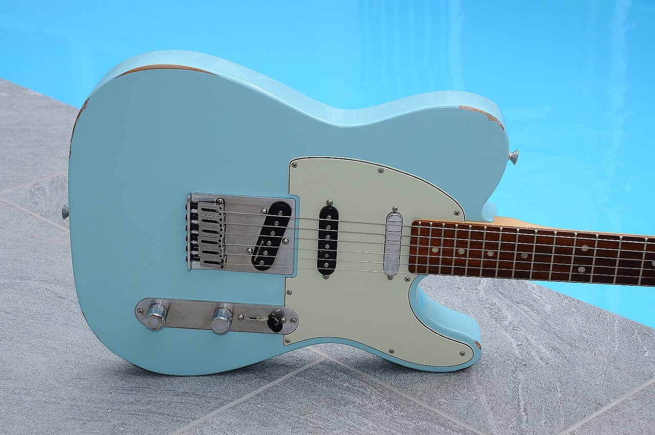 46 Fender Deluxe Nashville Telecaster 38.jpg