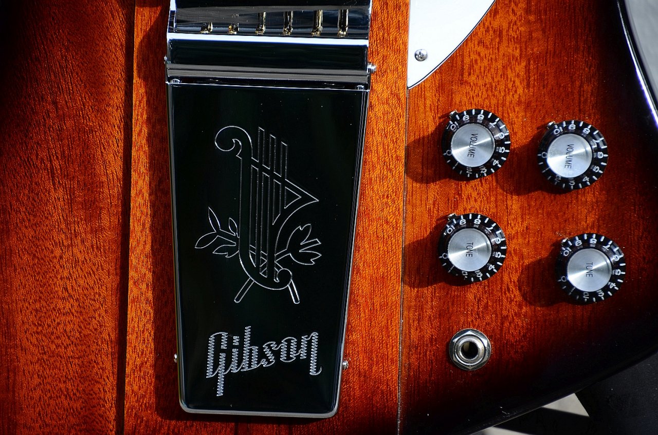 56 Gibson Firebird V Lyre Vibrola 2016 21.jpg