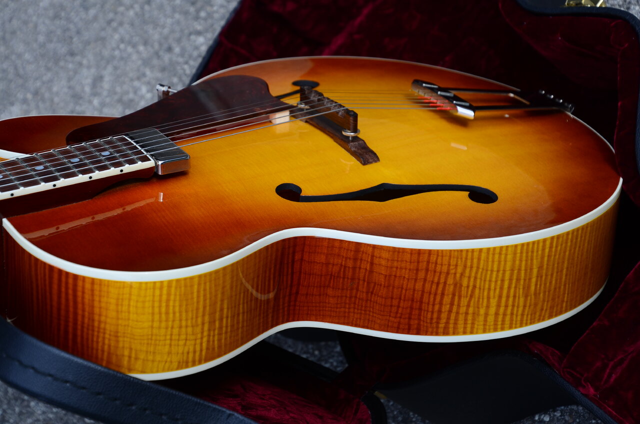 58 Gibson Venetian Solid Formed Archtop 38.JPG