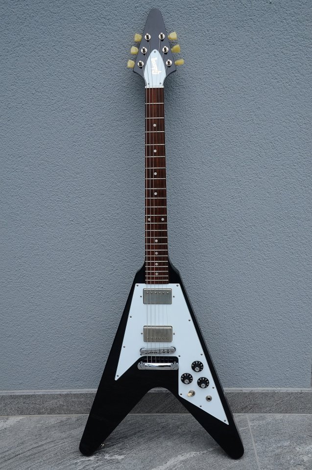 63 Gibson Flying V 14.jpg