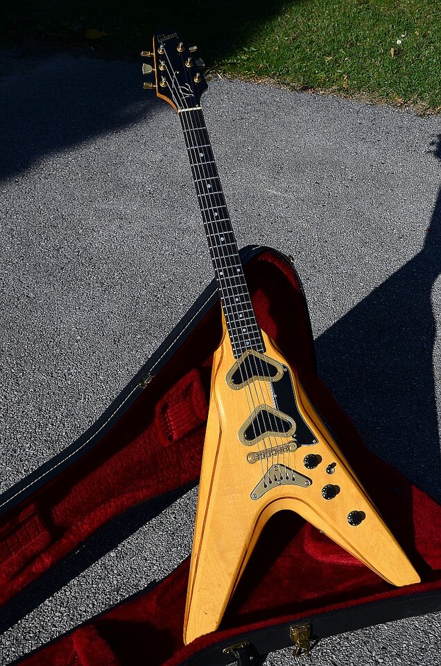 71 Gibson Flying V2 maple 14.jpg