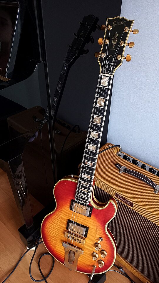 93 Gibson L5-S S2 cherry sunburst 69.jpg