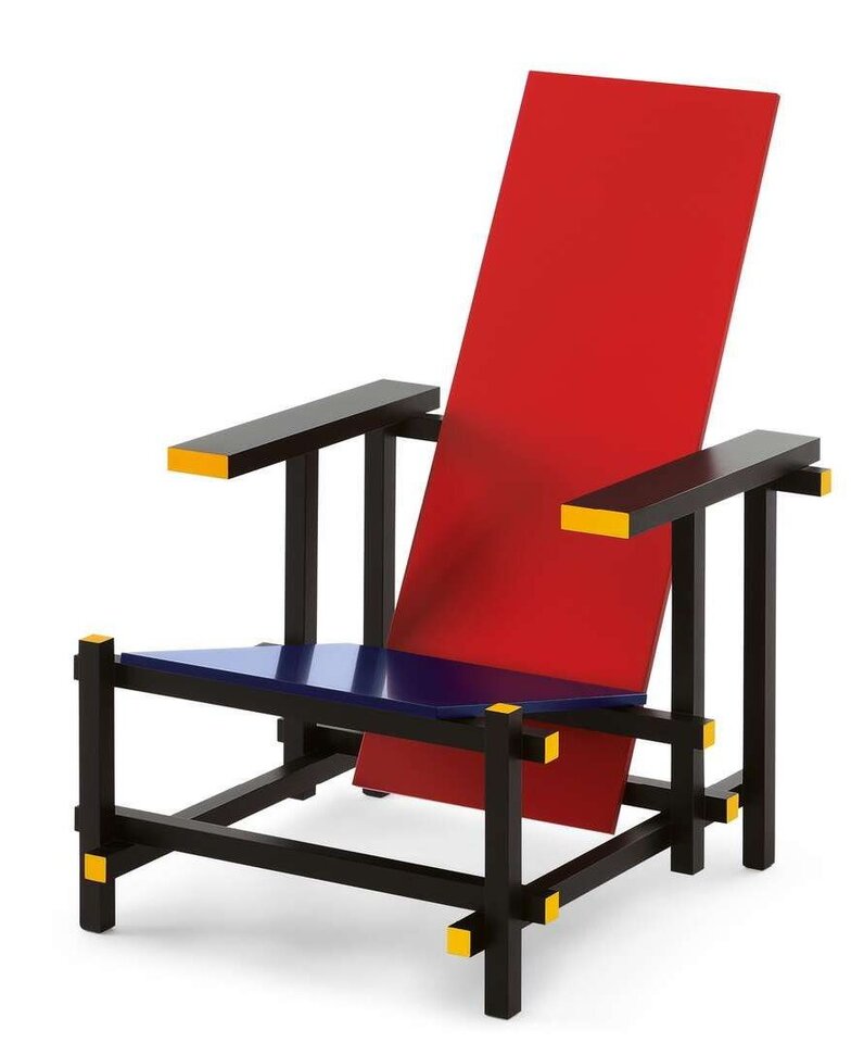 Cassina 635 Red and Blue Sessel 1_1920x1920.jpg