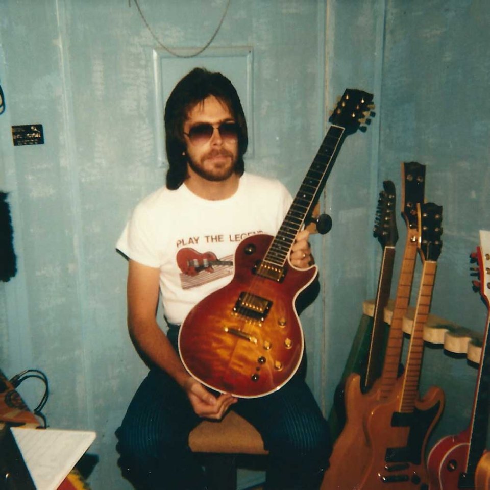 cherry-burst-les-paul-1985-roland-ready.jpg