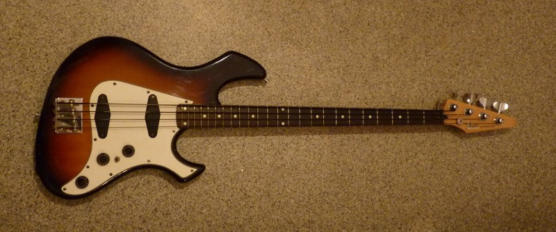 fender-performer_201601.JPG