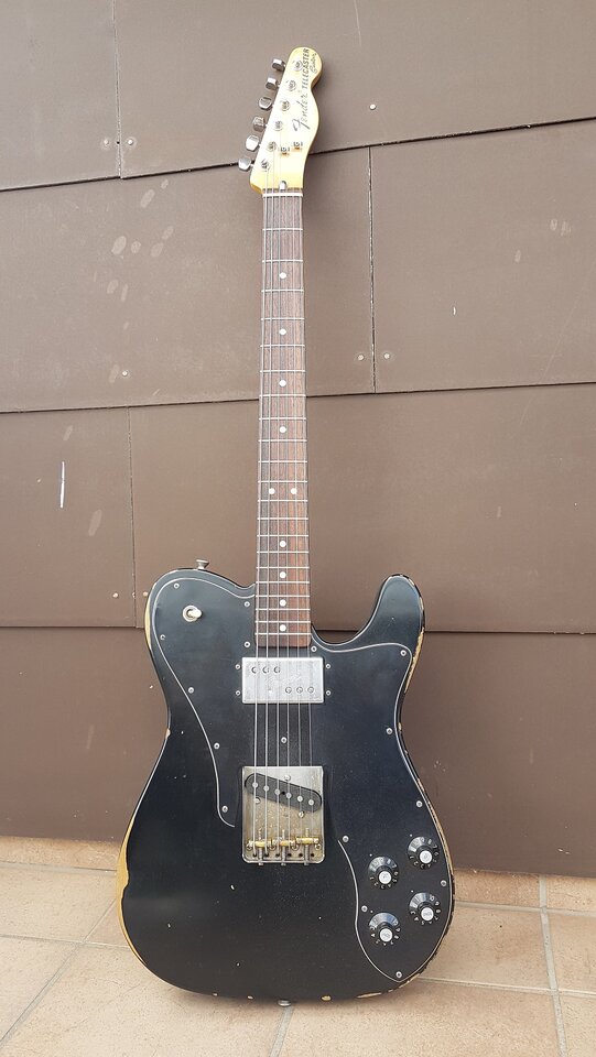 Fender Road Worn Telecaster Custom 001_K.jpg