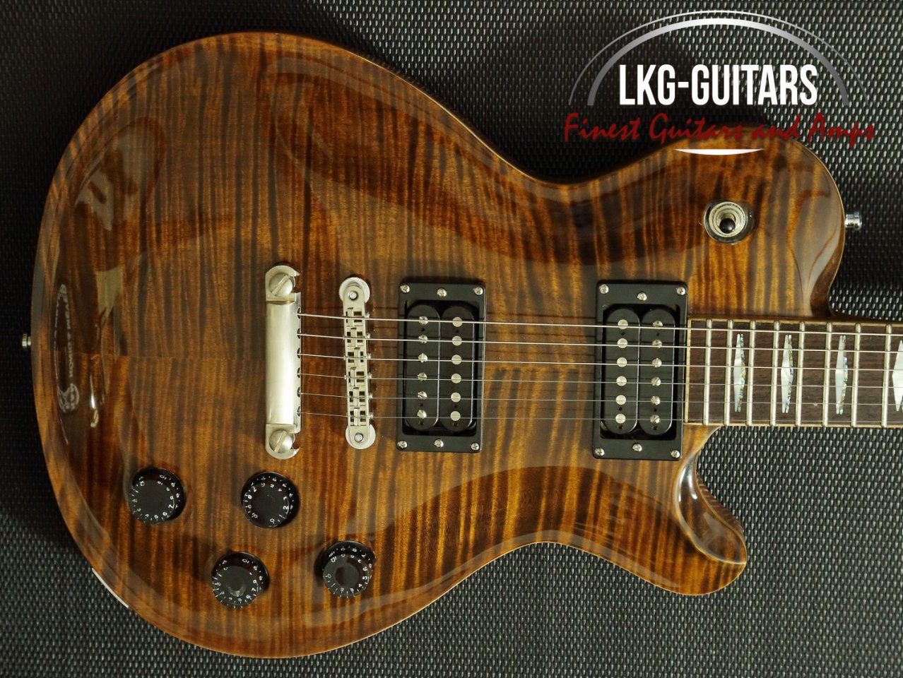 FGN-Expert-FL-Tiger-Eye-012.jpg