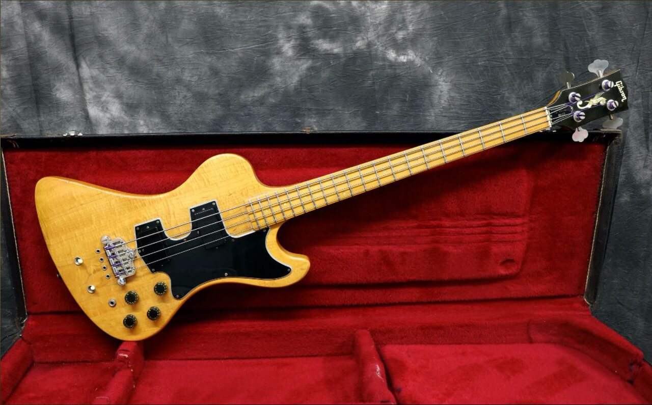 Gibson RD Artist Bass natural.jpg