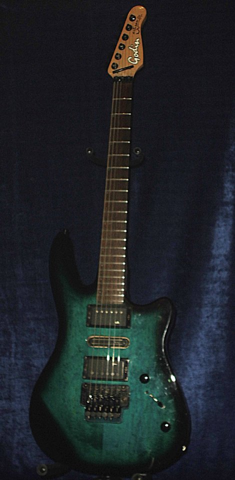 Godin Artisan ST VI.jpg