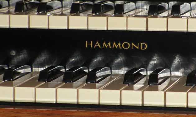 hammond-orgel-bandkontext.jpg