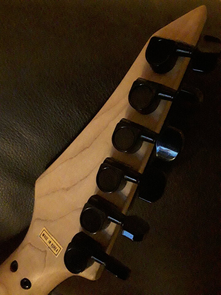 headstock_bk.jpg