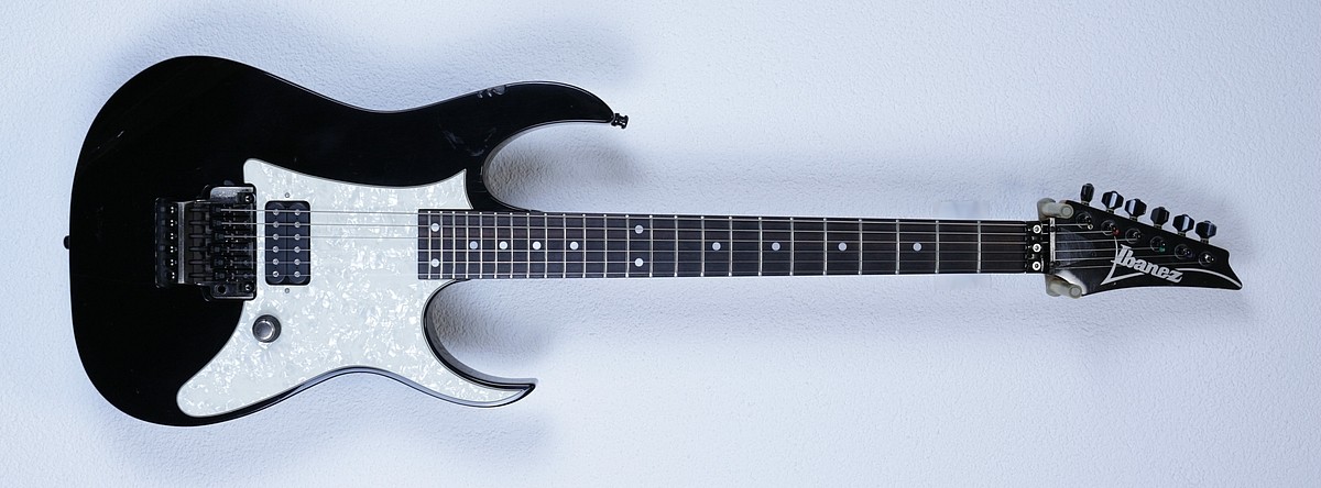 Ibanez_RG570BK_1988_F.jpg