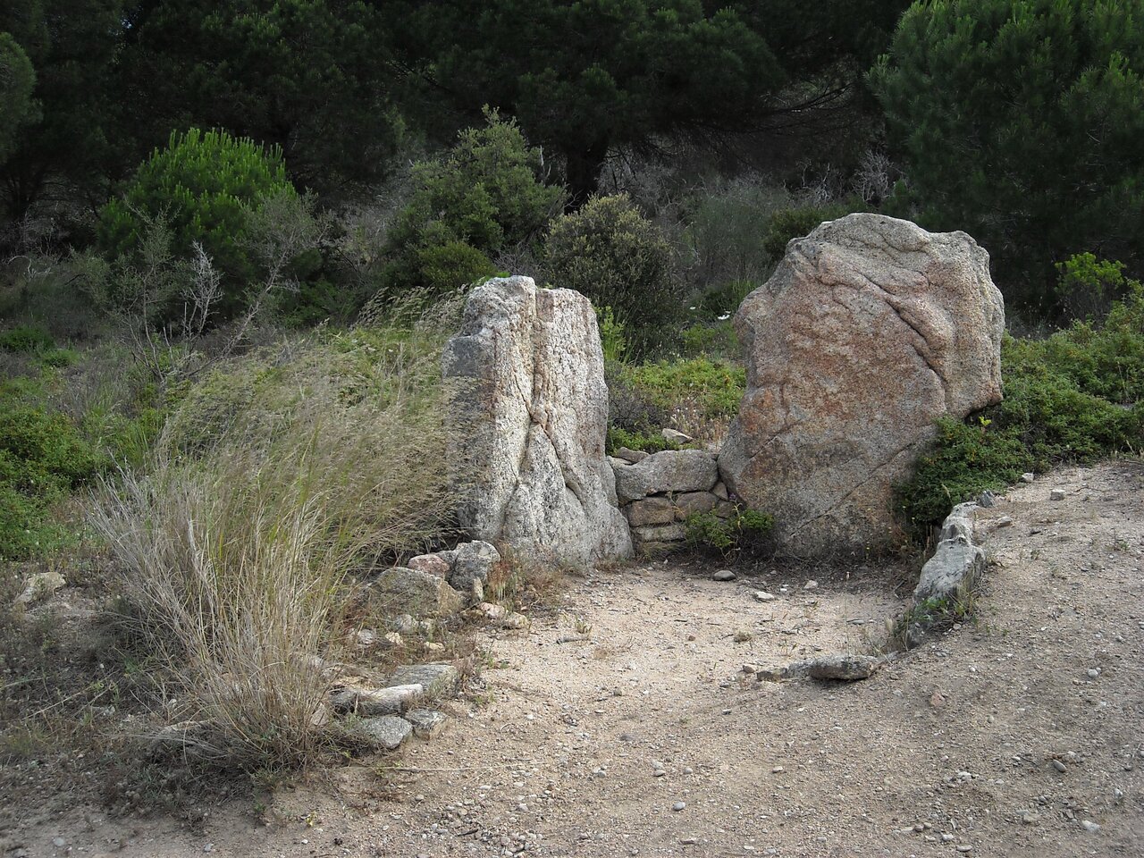 kingbritt Dolmen.jpg