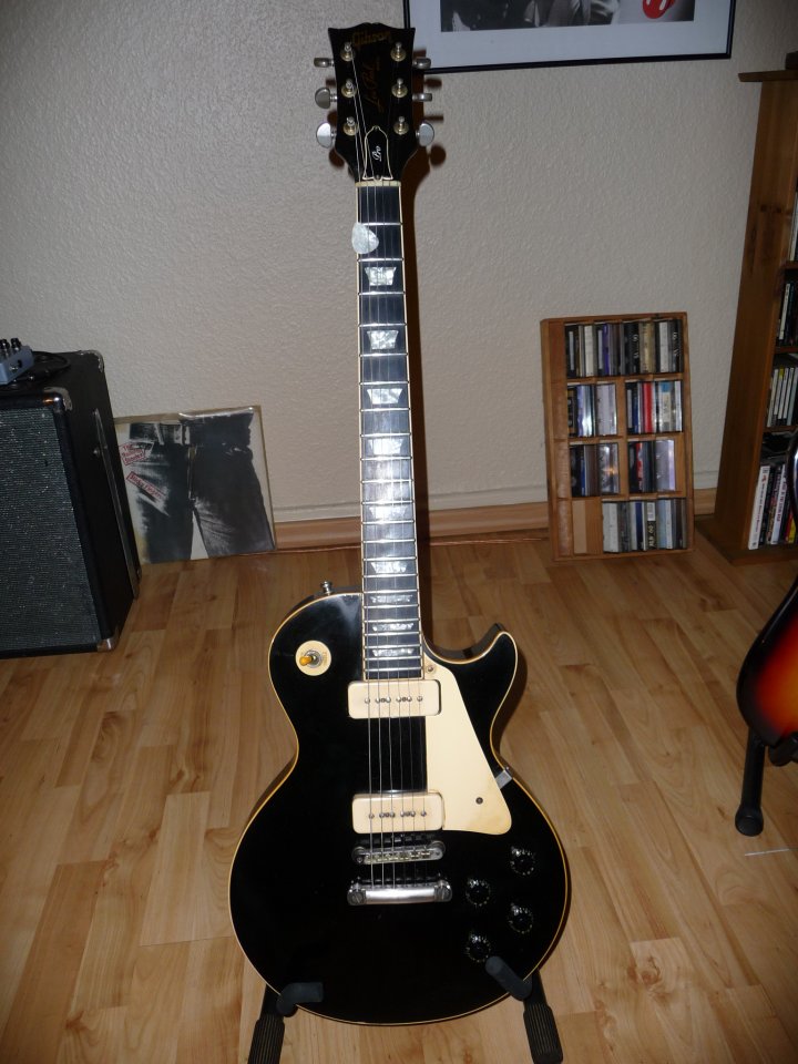 LesPaul2.jpg