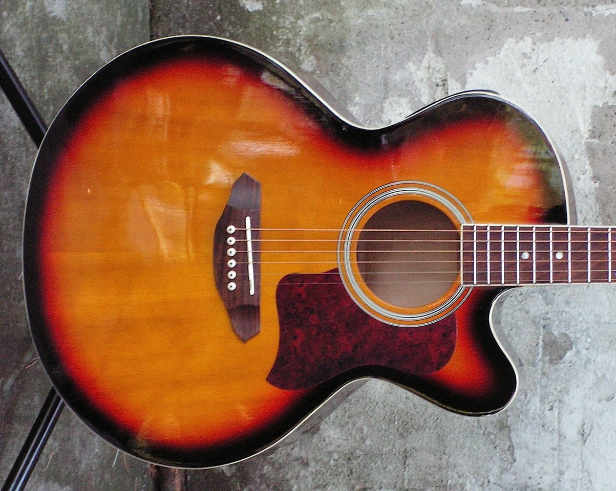 No name E-Acoustic Cutaway Sunburst body.jpg