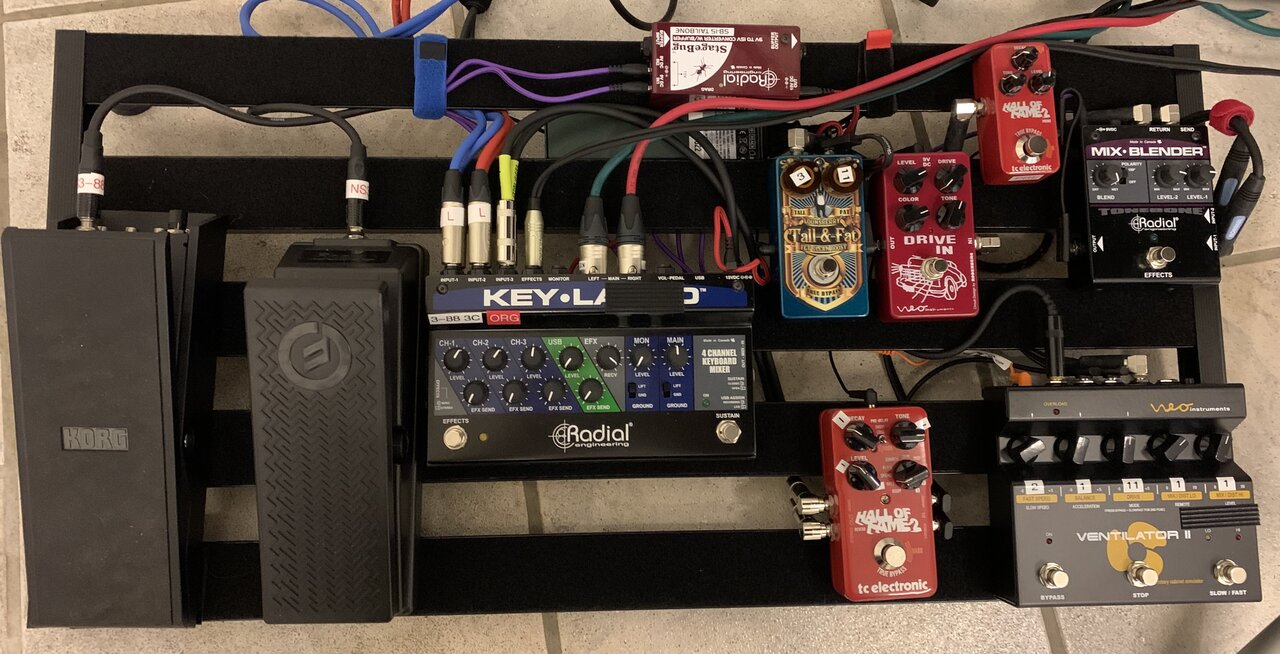 Nord Pedal Board.jpg