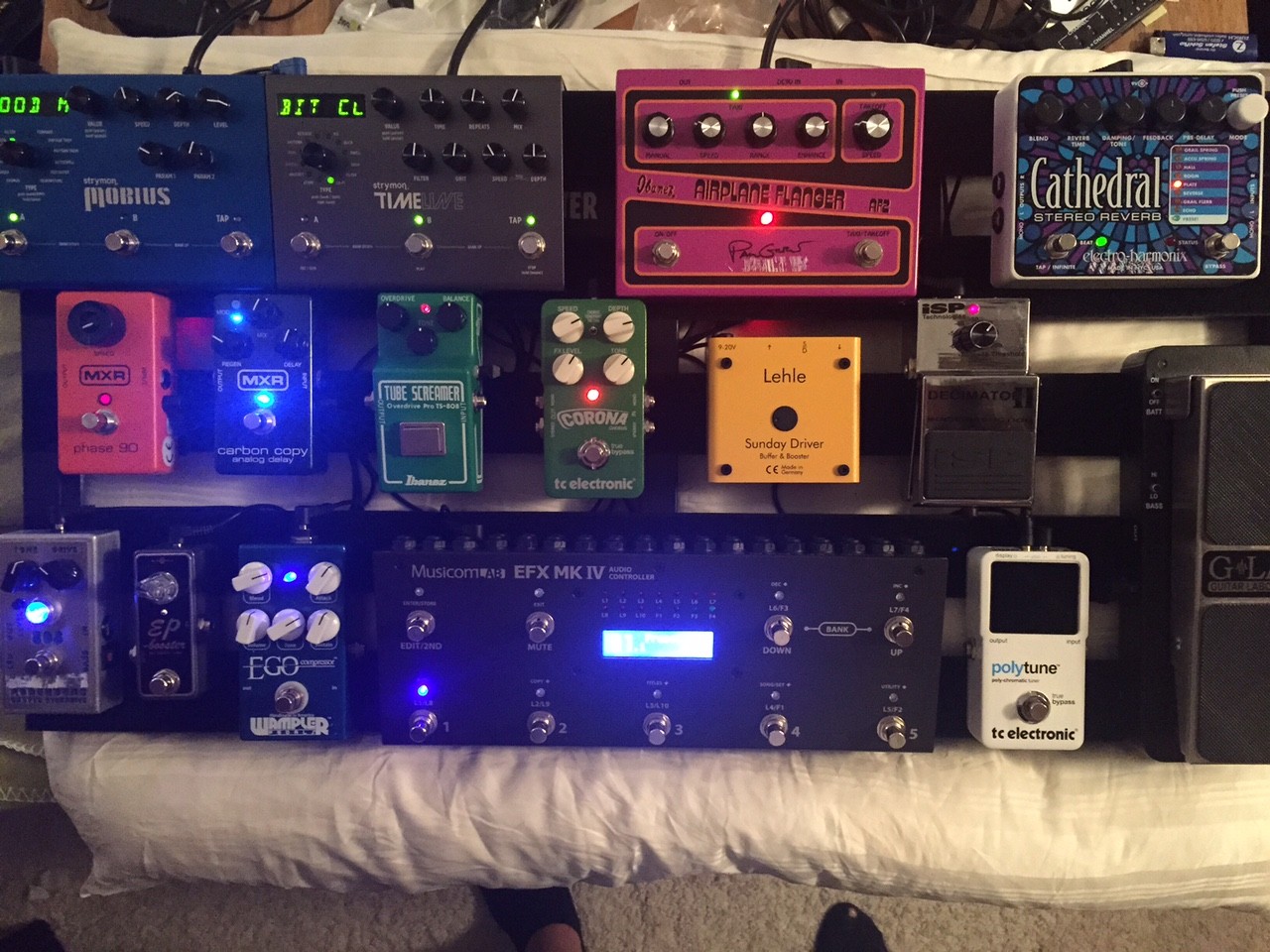 Pedalboard.JPG