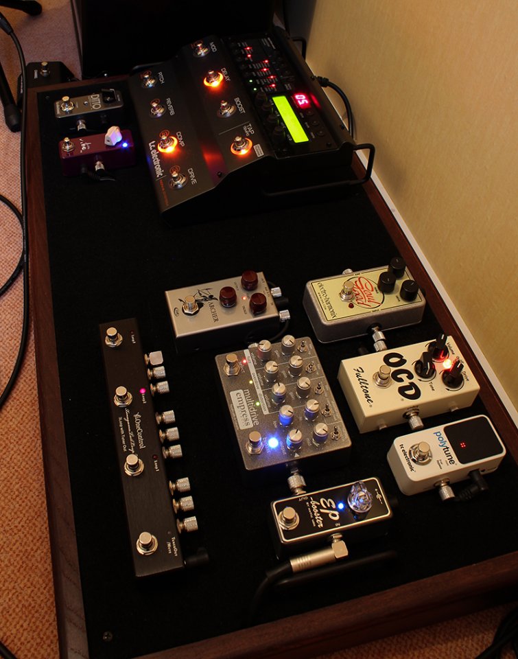 Pedalboard_MB.jpg