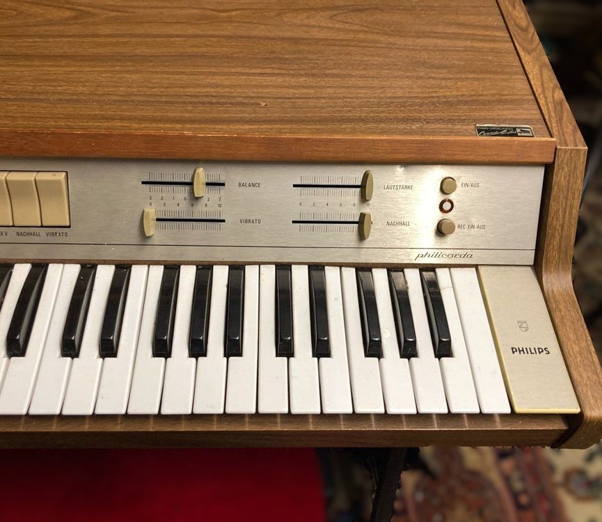 philips-philicorda-gm754-vintage-orgel-70er-jahre.jpg