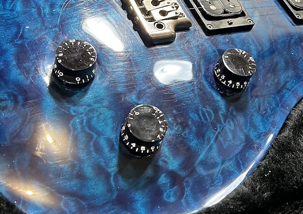 PRS back knobs.png