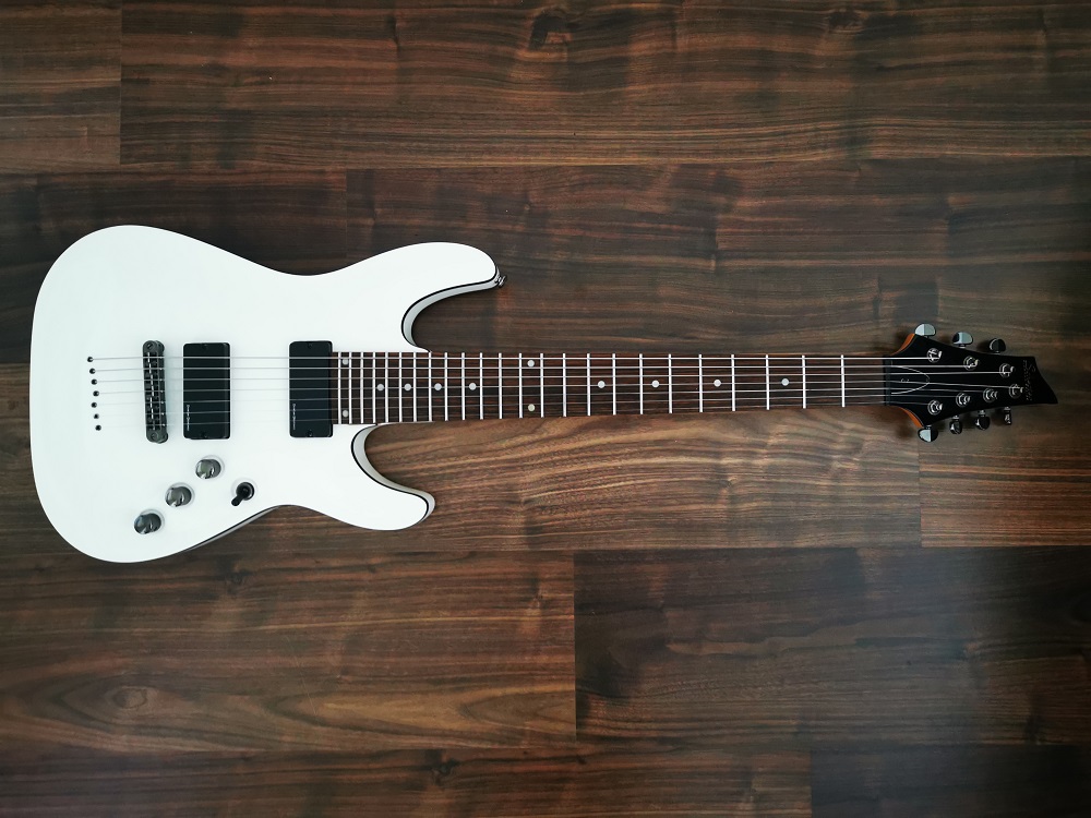 Schecter C7 Diamond 1.jpg