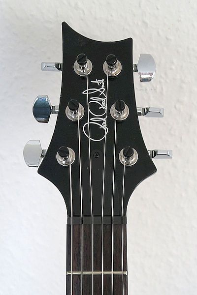 SE Custom 22 SH Headstock.jpg