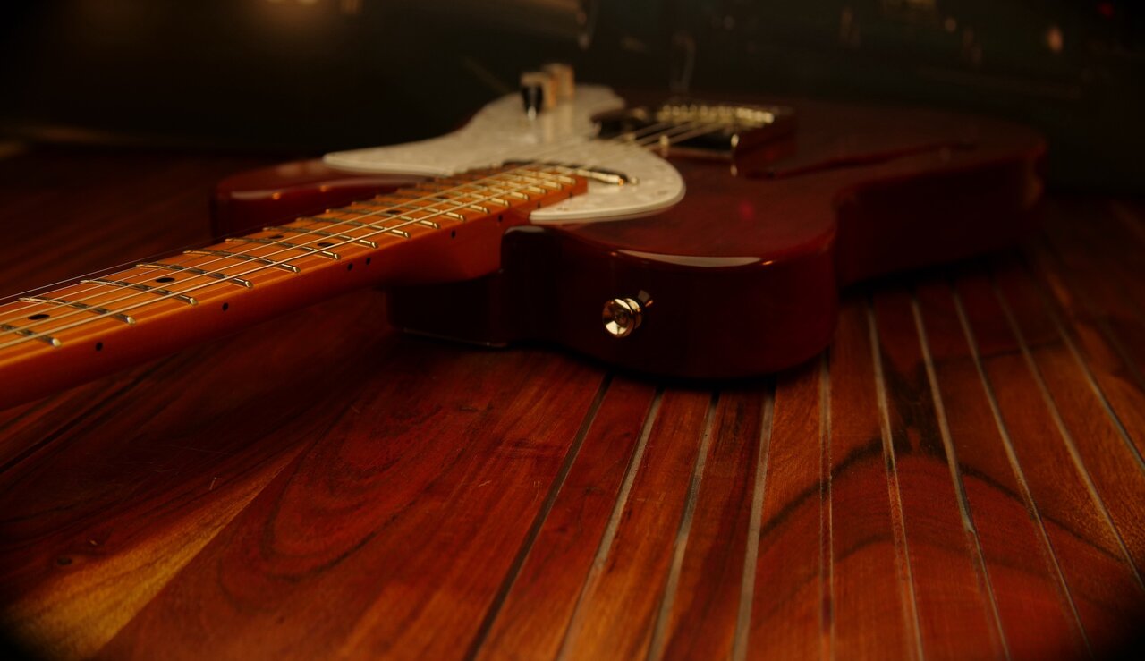 Squier Tele Thinline 60s.JPG