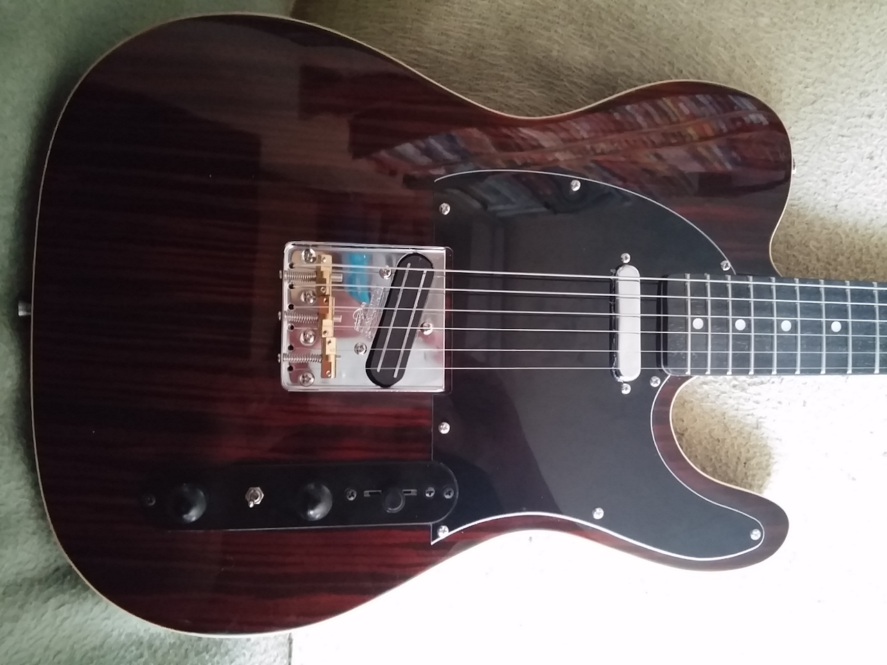 Tele mit HotRail PU 128.jpg