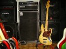 fender Jazzbass Ampeg SVT 1000.jpg