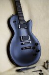 Gibson Les Paul Gothic EMG (2).jpg