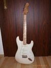 Fender_Squier Forum 001.JPG