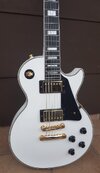- Les Paul Custom (Inspired by Gibson 2020)