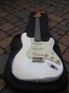 Strat%20Relic%205.jpg