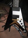 flyingv7emg707.jpg