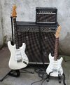 Squier Stratocaster 62 JV, Roland JC 160 und JC 20, Firefox Mini Strat family meeting.jpg