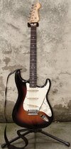 Squier Classic Vibe 60s 3TSB Strat 2010 3,2kg mod.jpg