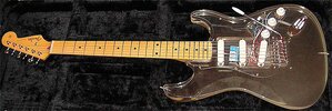 acryl-strat-emg-fender-japan.jpg