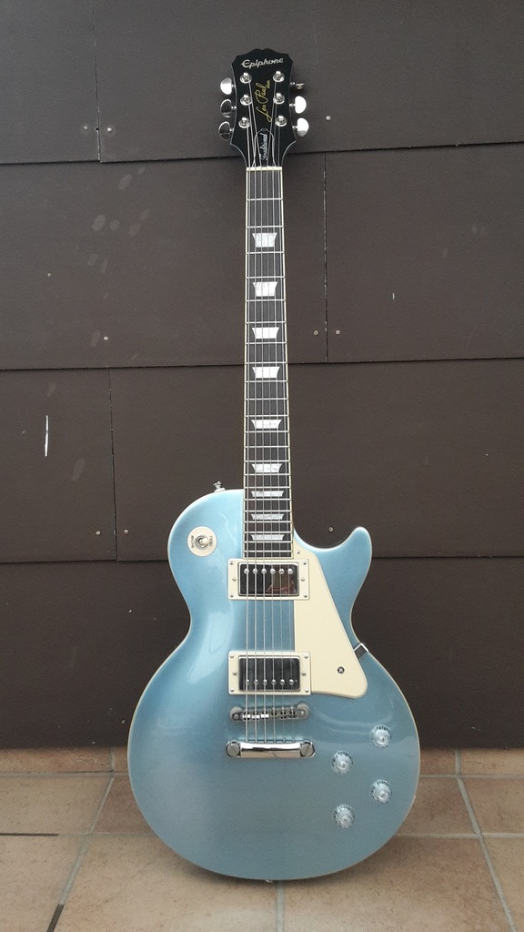 Les Paul Standard Pelham Blue