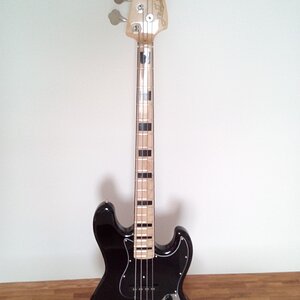 JD 75-J-Bass3.jpg