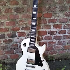 les paul.jpg