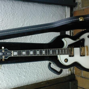 Meine Epiphone Les Pauls Custom Alpine White AW