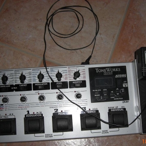 Korg AX1500 G