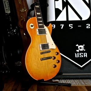 Orville by Gibson Les Paul Standard Plaintop Reiss