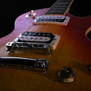 Les Paul Standard faded in HCS mit 50s Hals