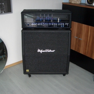 Hughes&Kettner Trilogy
VC412A 25