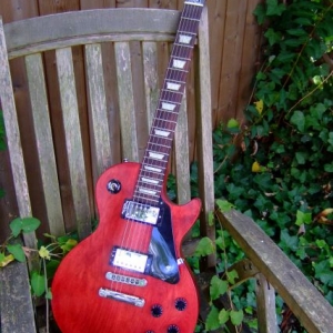 Gibson Studio worn cherry 2